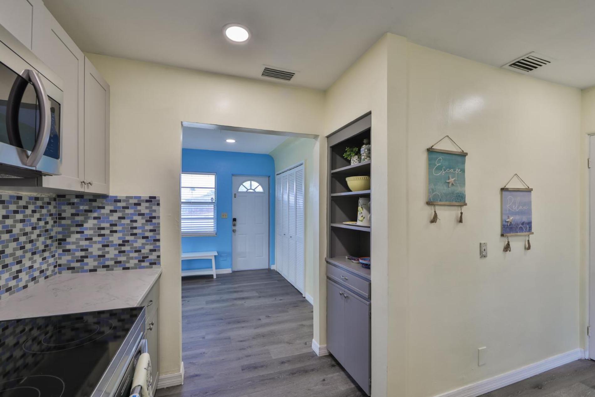 Lovely Vacation Home 1 Block From Beach & Downtown Gulfport 세인트피터즈버그 외부 사진