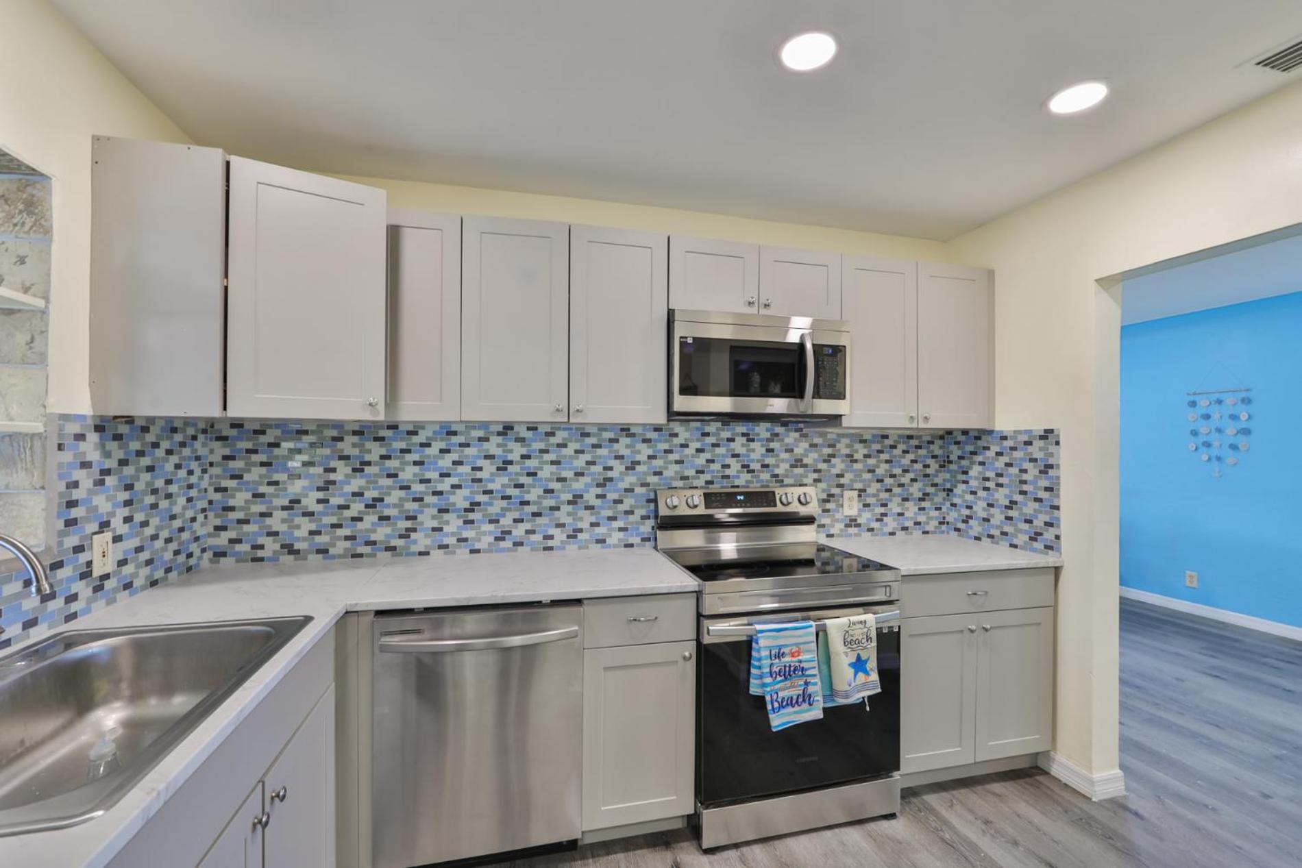 Lovely Vacation Home 1 Block From Beach & Downtown Gulfport 세인트피터즈버그 외부 사진