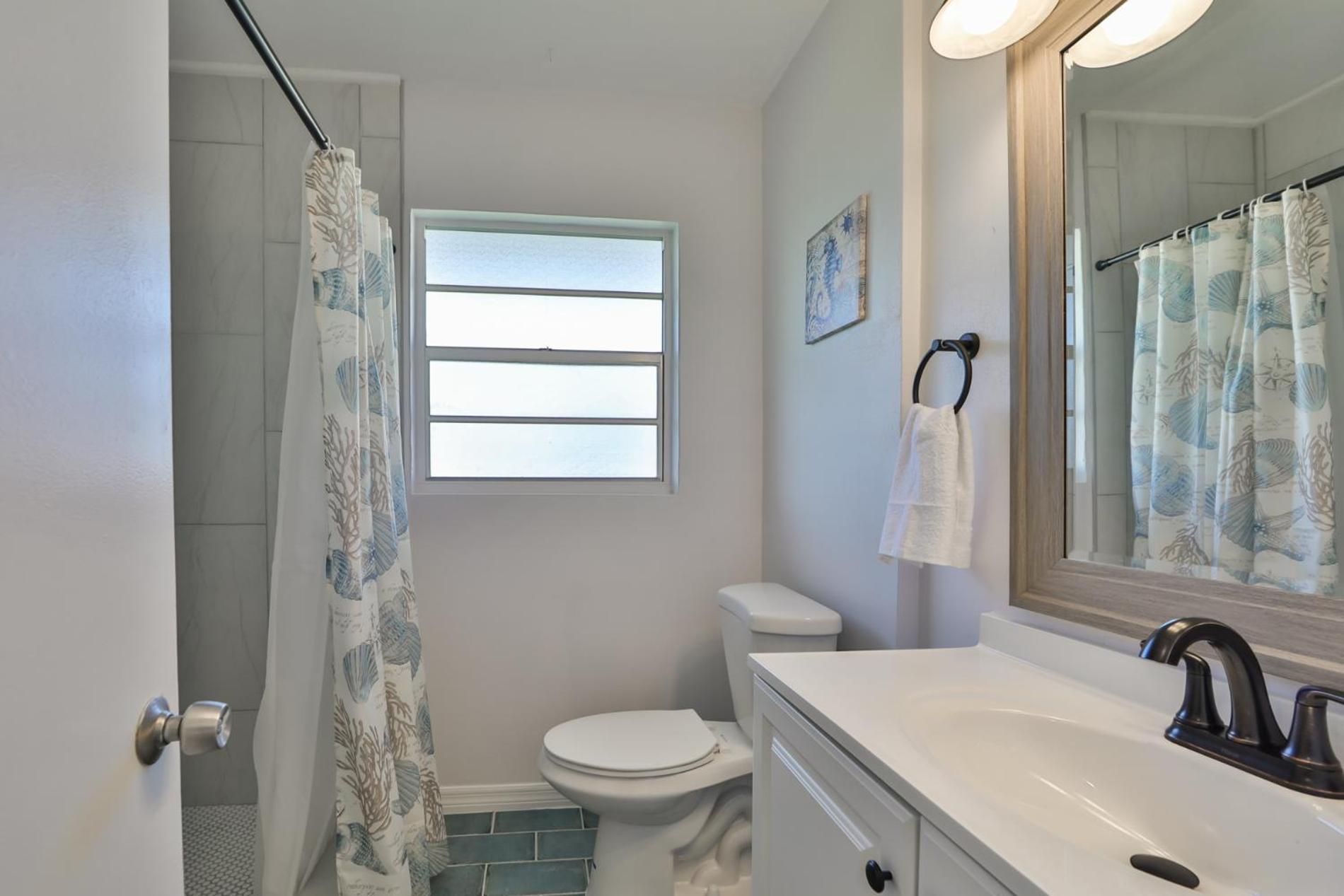Lovely Vacation Home 1 Block From Beach & Downtown Gulfport 세인트피터즈버그 외부 사진